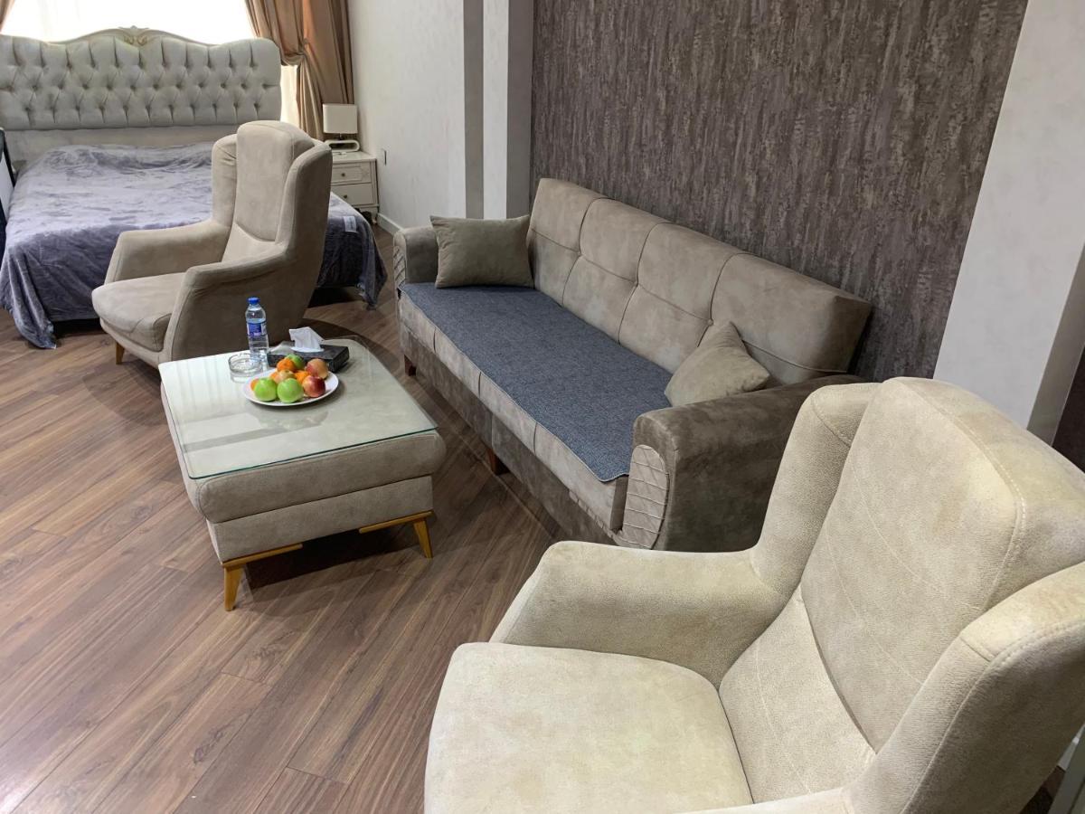 Park Azure Apartment Deluxe 2 Bedroom Баку Екстериор снимка