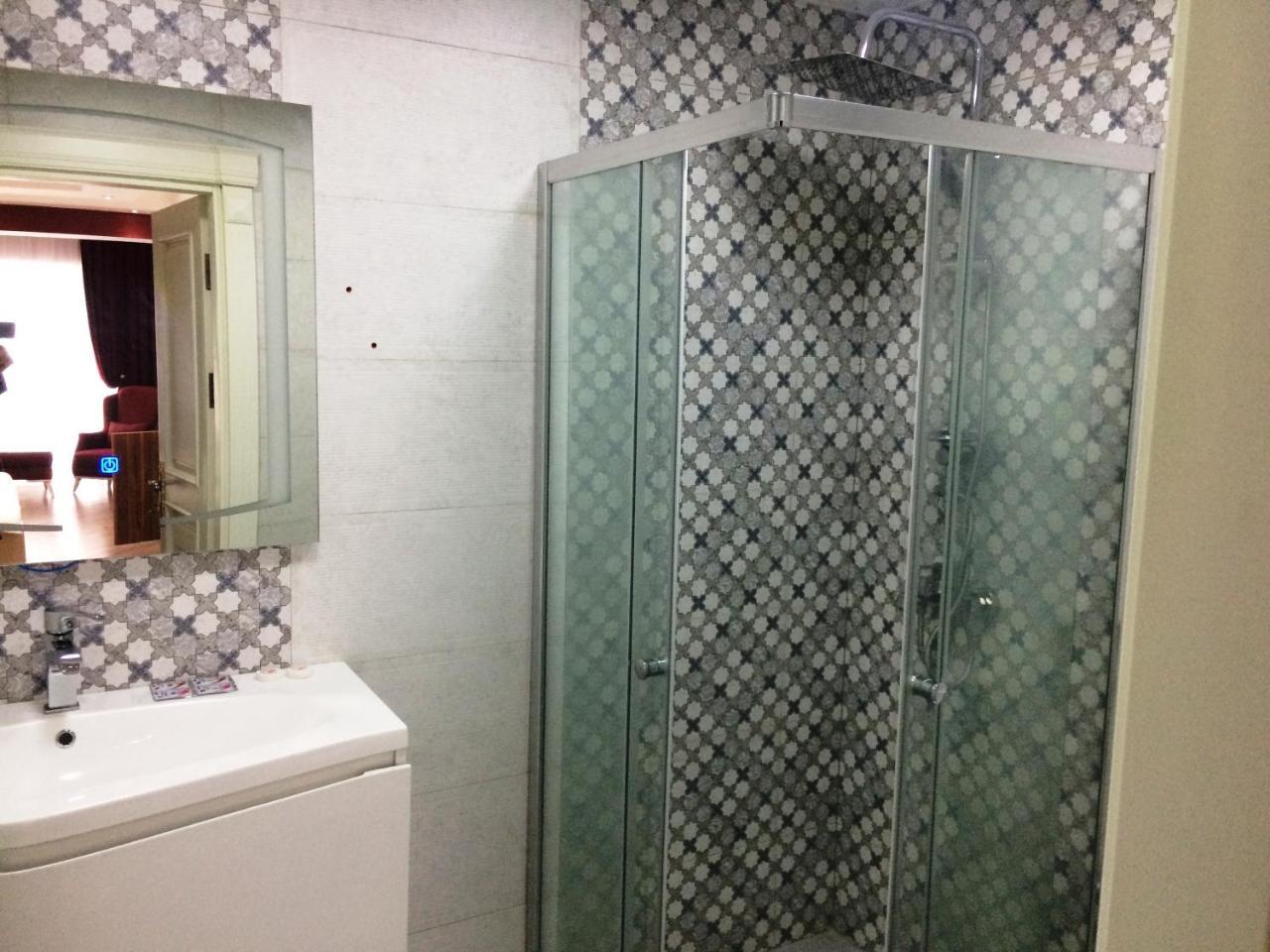 Park Azure Apartment Deluxe 2 Bedroom Баку Екстериор снимка