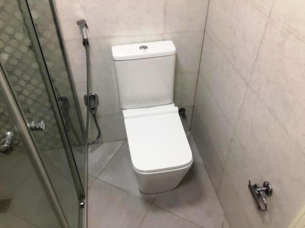 Park Azure Apartment Deluxe 2 Bedroom Баку Екстериор снимка