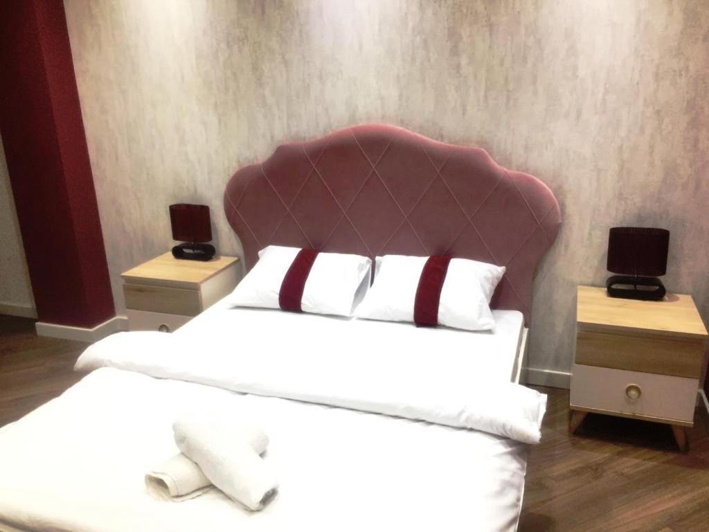 Park Azure Apartment Deluxe 2 Bedroom Баку Екстериор снимка